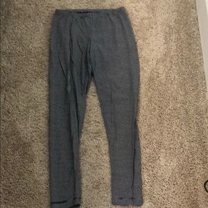 💰 3/$25 Old Navy Medium leggings